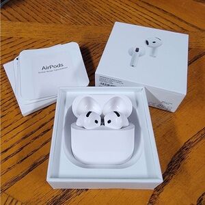 Airpod Gen 4 ( Send Best Offer )